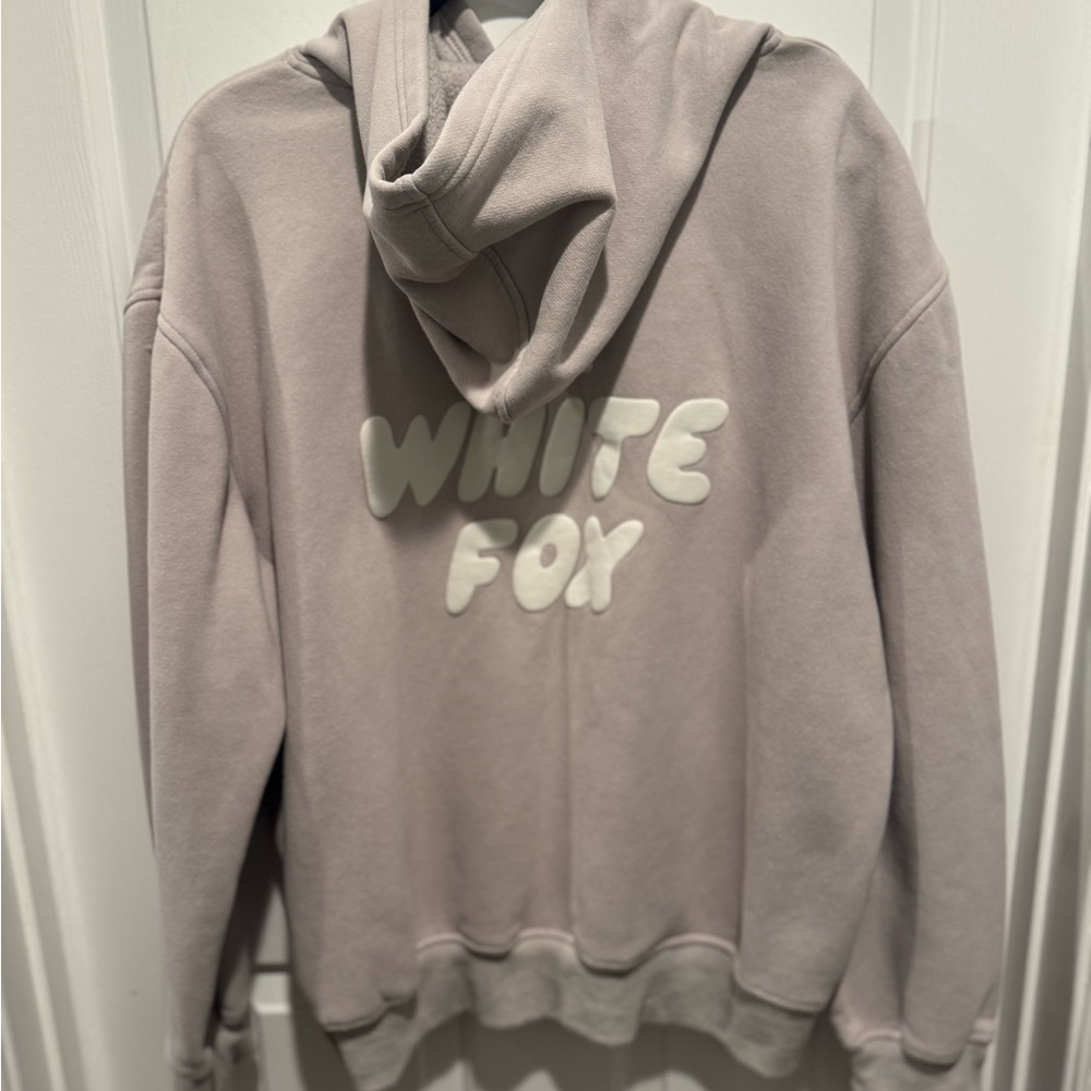 White Fox Hoodie Light Gray Size L/XL - Picture 11 of 14